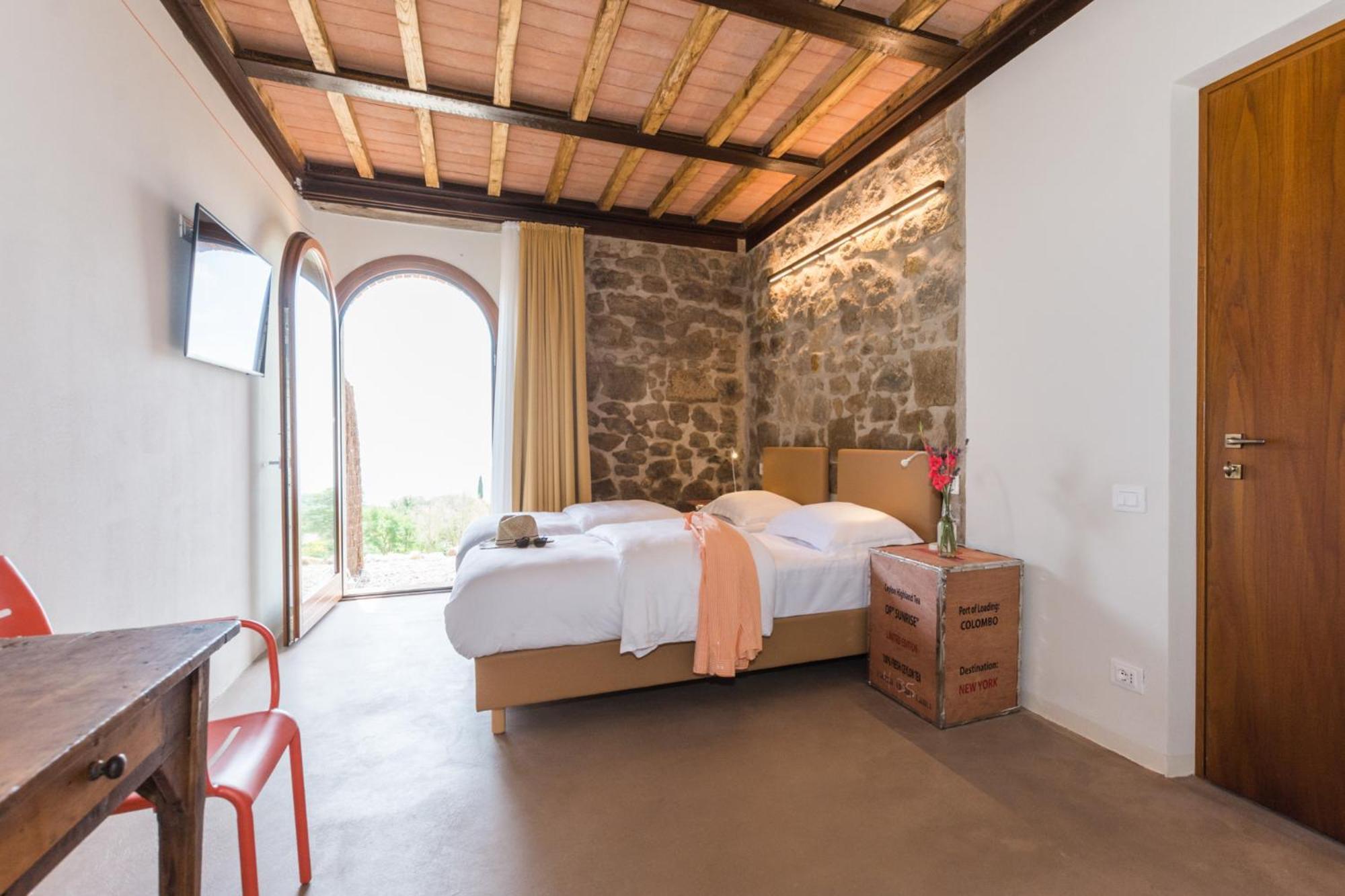 Valdonica Winery Fine Dine & Wine Hotel Sassofortino Экстерьер фото
